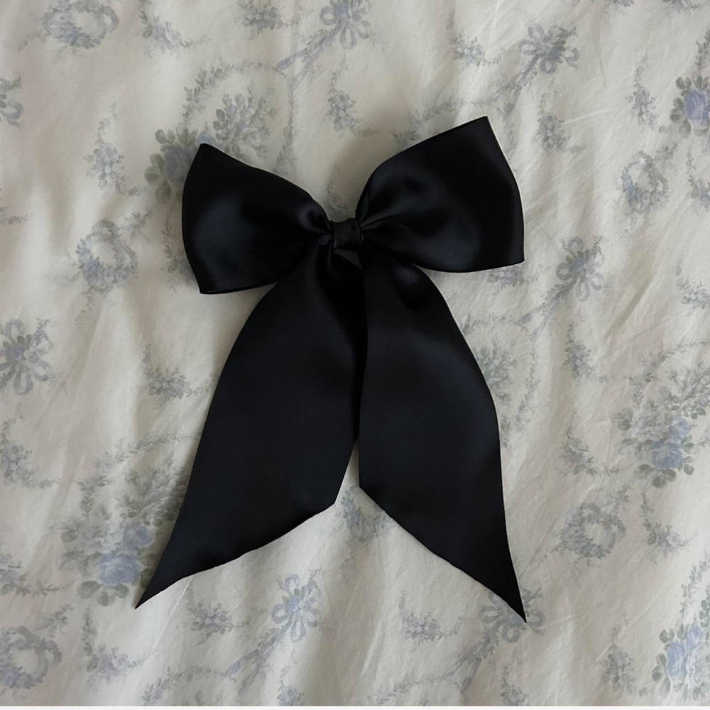 Handmade Satin Hair Bow Clip🖤